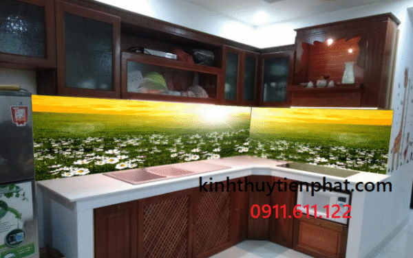 Lưu ý khi lựa chọn kính ốp bếp tại Thái Nguyên Lưu ý khi lựa chọn kính ốp bếp tại Thái Nguyên