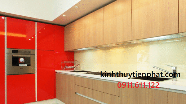 Ưu điểm và tính năng của kính màu ốp bếp tại phường Đa Kao, quận 1 Ưu điểm và tính năng của kính màu ốp bếp tại phường Đa Kao, quận 1