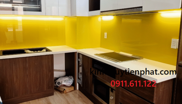 Kính màu ốp bếp là gì? Kính màu ốp bếp là gì?