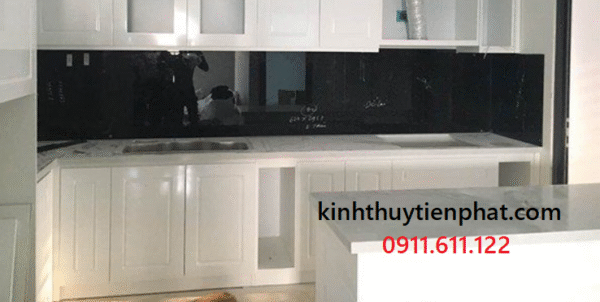 Tiến Phát - Đơn vị lắp đặt kính màu ốp bếp tại phường 3, quận 6 Tiến Phát - Đơn vị lắp đặt kính màu ốp bếp tại phường 3, quận 6