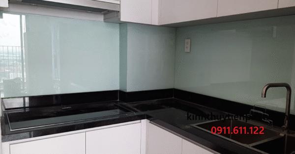 Tiến Phát - Đơn vị lắp đặt kính màu ốp bếp tại phường 1, quận 5 Tiến Phát - Đơn vị lắp đặt kính màu ốp bếp tại phường 1, quận 5