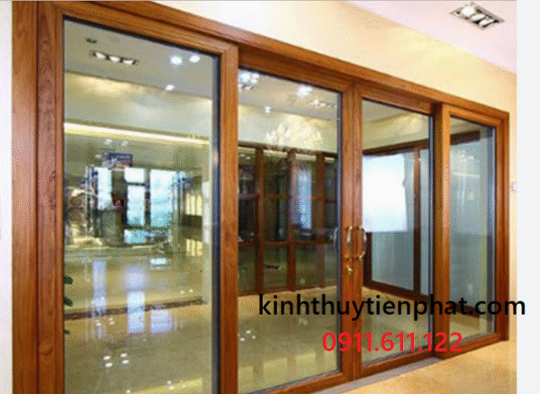 Tiến Phát - Đơn vị lắp đặt cửa kính cường lực khung gỗ tại quận 6, tphcm Tiến Phát - Đơn vị lắp đặt cửa kính cường lực khung gỗ tại quận 6, tphcm