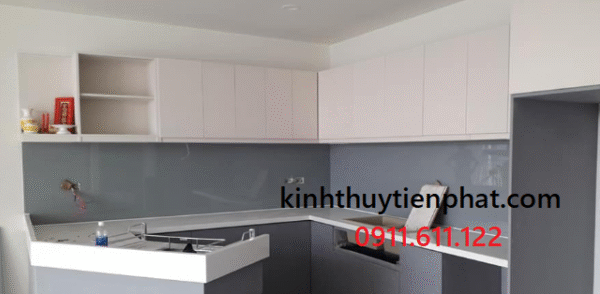 Tiến Phát - Đơn vị lắp đặt kính màu ốp bếp tại phường Tân Thuận Tây, quận 7 Tiến Phát - Đơn vị lắp đặt kính màu ốp bếp tại phường Tân Thuận Tây, quận 7