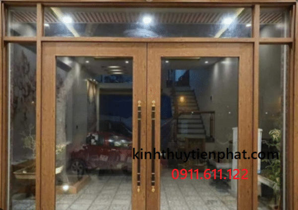 Tiến Phát - Đơn vị lắp đặt cửa kính cường lực khung gỗ tại quận Gò Vấp, tphcm Tiến Phát - Đơn vị lắp đặt cửa kính cường lực khung gỗ tại quận Gò Vấp, tphcm