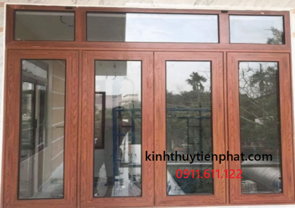 Ưu nhược điểm của cửa kính cường lực khung gỗ tại Hà Giang Ưu nhược điểm của cửa kính cường lực khung gỗ tại Hà Giang