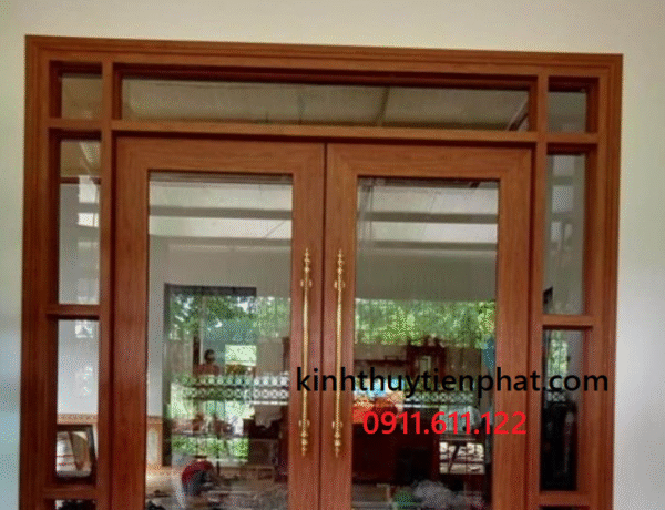 Những ưu điểm tuyệt vời của cửa kính cường lực khung gỗ tại Quảng Trị