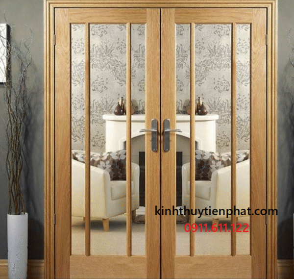 Ứng dụng của cửa kính cường lực khung gỗ tại Phú Yên Ứng dụng của cửa kính cường lực khung gỗ tại Phú Yên