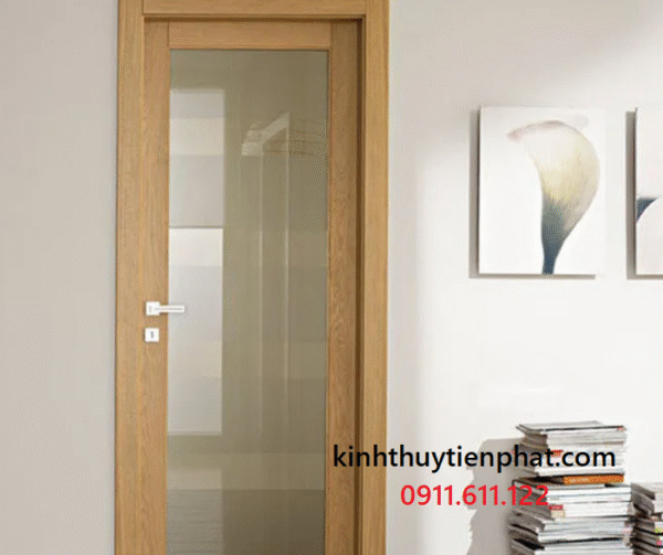 Tiến Phát - Đơn vị lắp đặt cửa kính cường lực khung gỗ tại Yên Bái Tiến Phát - Đơn vị lắp đặt cửa kính cường lực khung gỗ tại Yên Bái