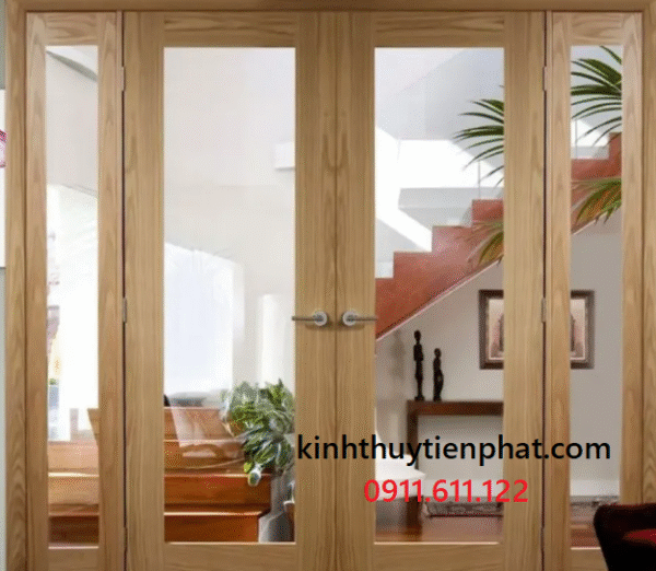 Ưu điểm nổi bật của cửa kính cường lực khung gỗ tại phường Bàn Cờ, quận 3