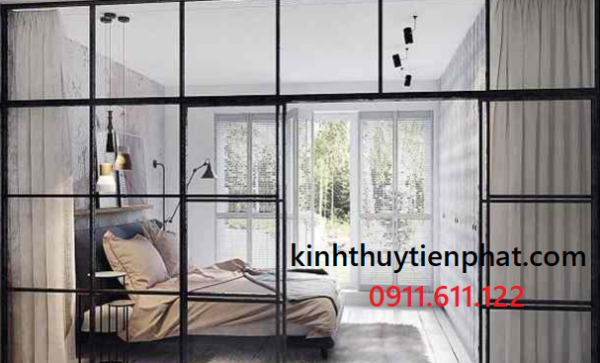 Tiến Phát - Nhà thầu chuyên lắp đặt vách kính cường lực khung gỗ tại quận 10, tphcm