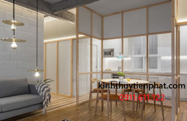 Tiến Phát lắp đặt vách kính cường lực khung gỗ tại quận 8, tphcm