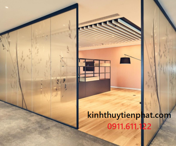 Tiến Phát - Địa chỉ lắp đặt vách kính cường lực khung gỗ tại quận Bình Tân, tphcm Tiến Phát - Địa chỉ lắp đặt vách kính cường lực khung gỗ tại quận Bình Tân, tphcm