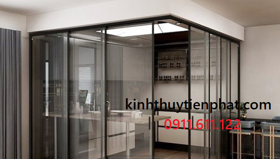 Vách kính cường lực khung gỗ phù hợp với những phong cách nội thất nào tại quận 10, tphcm