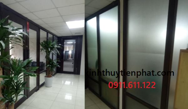 Tiến Phát - Đơn vị lắp đặt vách kính cường lực khung gỗ tại Sóc Trăng Tiến Phát - Đơn vị lắp đặt vách kính cường lực khung gỗ tại Sóc Trăng