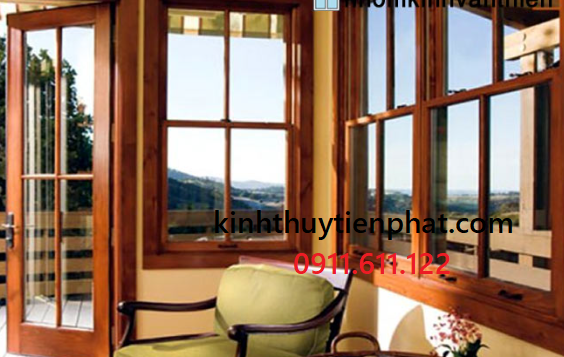 Tiến Phát - Đơn vị lắp đặt vách kính cường lực khung gỗ tại An Giang