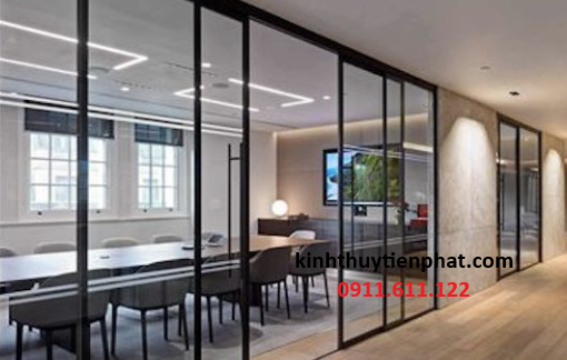 Tiến Phát - Địa chỉ lắp đặt vách kính cường lực khung gỗ tại Hải Dương Tiến Phát - Địa chỉ lắp đặt vách kính cường lực khung gỗ tại Hải Dương